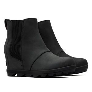 Joan of Arctic II Wedge Bootie